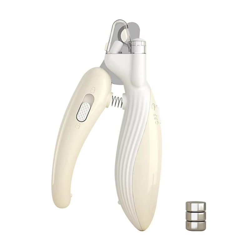 kakie bright-paws-pet-clippers-led with cells 