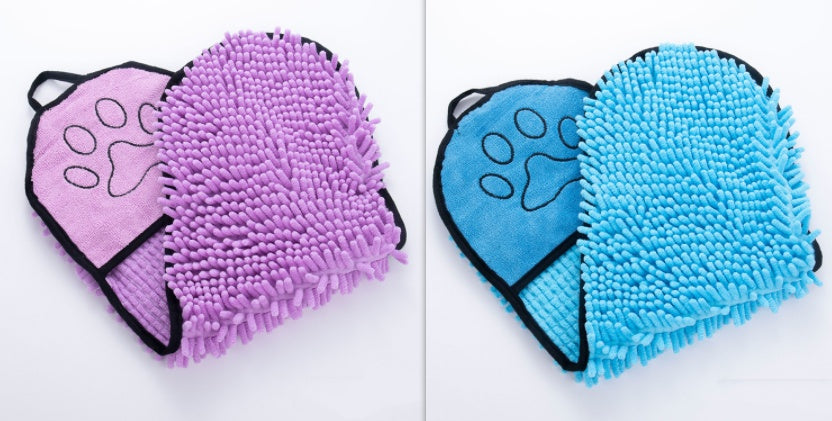 Range of colors available for super absorbent pet bathrobe